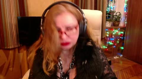 miss Tress online show from 18, 4, 2026
