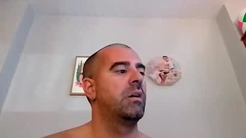 NORMALITO online show from 17, 9, 2025