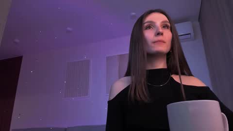 Hazel online show from 25, 1, 2025