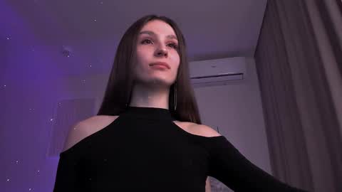 Hazel online show from 2, 2, 2025