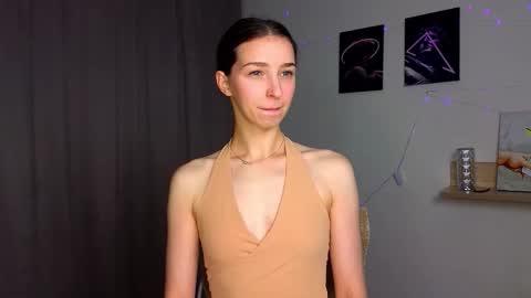 Hello My name is Helene NTMU  Finger up if u like what u see online show from 15, 9, 2025