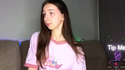 Hello My name is Helene NTMU  Finger up if u like what u see online show from 12, 4, 2026