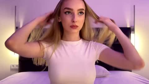 Goldie online show from 25, 10, 2025