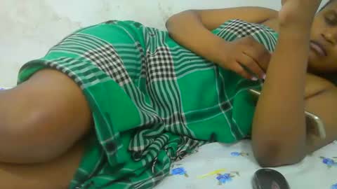 Snapshot of notoy1 chatting on 2, 11, 2025 notoy1 online show from 2, 11, 2025