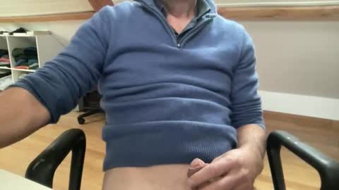 noux69 online show from 15, 10, 2025