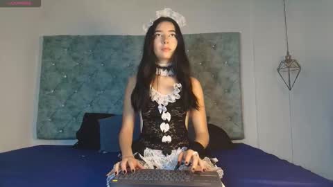 Snapshot of nova_snow chatting on 28, 9, 2025 N O V A  online show from 28, 9, 2025