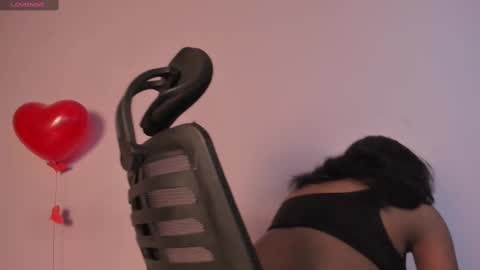 Snapshot of nova_swan chatting on 14, 2, 2025 NOVA online show from 14, 2, 2025