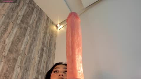 Snapshot of nova_swan chatting on 18, 2, 2025 NOVA online show from 18, 2, 2025