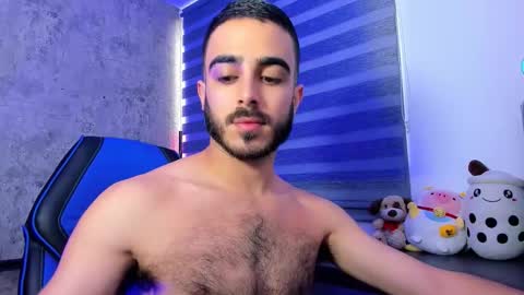 Snapshot of novacry chatting on 6, 10, 2025 Nova online show from 6, 10, 2025