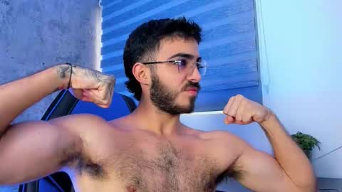 Snapshot of novacry chatting on 27, 11, 2025 Nova online show from 27, 11, 2025