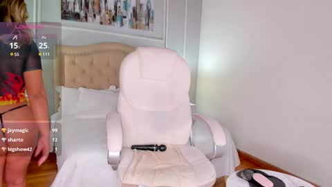 Snapshot of novacyysantos chatting on 29, 12, 2024 Andrea online show from 29, 12, 2024