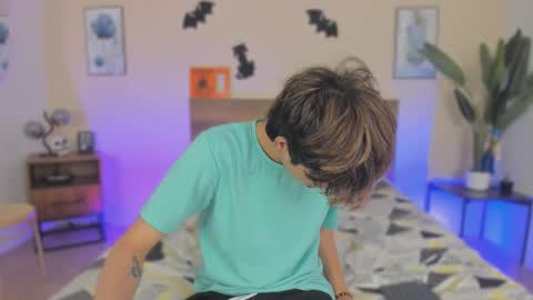 NovayBrian online show from 31, 10, 2025