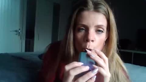 Alice  Nudgeman online show from 6, 11, 2025