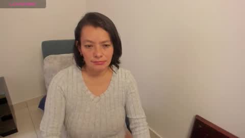 nuit_rose online show from 9, 1, 2026