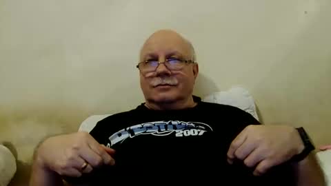 Snapshot of nukiss chatting on 10, 12, 2024 nukiss online show from 10, 12, 2024