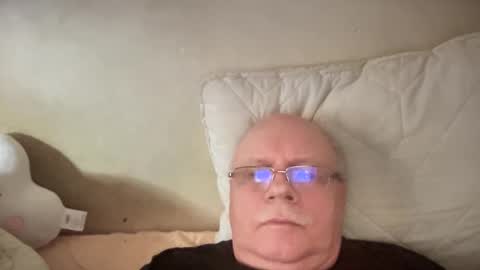 nukiss online show from 26, 11, 2025