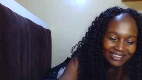 Snapshot of nutgal_ chatting on 10, 10, 2025 nutgal online show from 10, 10, 2025
