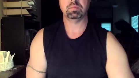 nvrenuff1979 online show from 31, 10, 2025