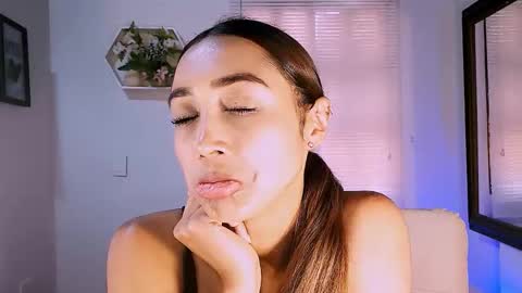 Nycole online show from 19, 3, 2026