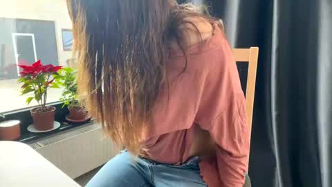 Snapshot of nyconik chatting on 26, 2, 2025 Nicol online show from 26, 2, 2025