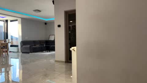 Snapshot of nyconik chatting on 13, 11, 2025 Nicol online show from 13, 11, 2025