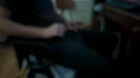 Snapshot of nylonlover0880 chatting on 11, 9, 2025 nylonlover0880 online show from 11, 9, 2025