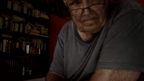 Snapshot of nymouf chatting on 8, 8, 2026 nymouf online show from 8, 8, 2026