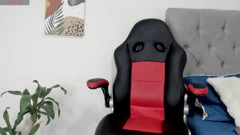 Snapshot of nyra_lux16 chatting on 14, 2, 2026 Nyra online show from 14, 2, 2026