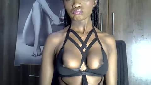 Snapshot of nyverra chatting on 12, 6, 2026 nyverra online show from 12, 6, 2026