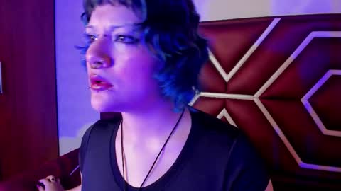 Nyx  online show from 10, 2, 2026