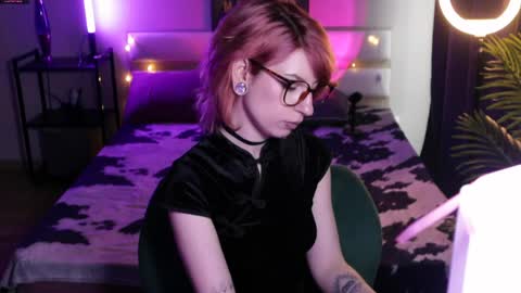 Snapshot of obedientt_ chatting on 16, 5, 2026 Moonlight online show from 16, 5, 2026