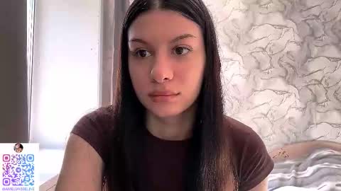 Snapshot of obsidian_glow chatting on 25, 9, 2025 Amelia online show from 25, 9, 2025