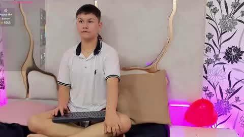 ocean_tay online show from 28, 2, 2025