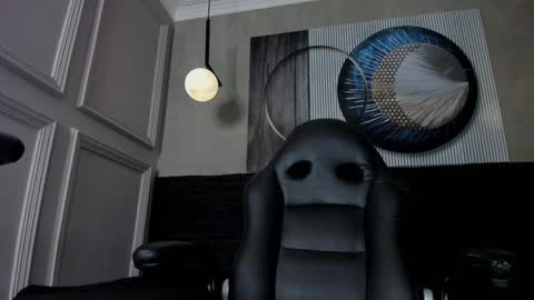 Snapshot of octavia_rouse chatting on 8, 1, 2025 independent model online show from 8, 1, 2025