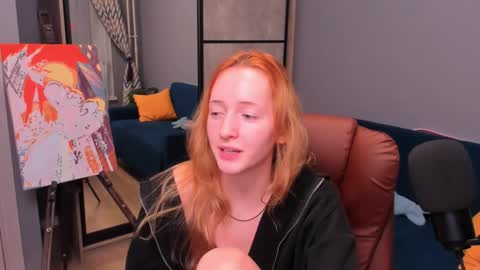 Snapshot of oddlyfamiliar chatting on 29, 1, 2025 Call me Bee online show from 29, 1, 2025