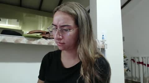 Snapshot of odette_brigh_ chatting on 11, 12, 2024 Val online show from 11, 12, 2024