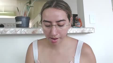 Snapshot of odette_brigh_ chatting on 15, 1, 2025 Val online show from 15, 1, 2025