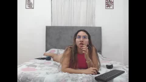 Snapshot of odette_brigh_ chatting on 24, 9, 2025 Val online show from 24, 9, 2025