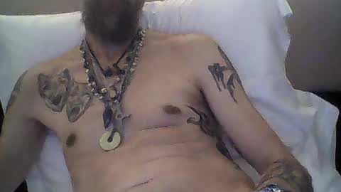 Snapshot of oedipe666 chatting on 21, 6, 2026 oedipe666cam online show from 21, 6, 2026