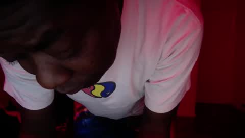 Snapshot of officialmoneyxxx chatting on 5, 12, 2025 Money online show from 5, 12, 2025