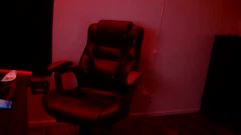 Snapshot of officialmoneyxxx chatting on 22, 2, 2026 Money online show from 22, 2, 2026