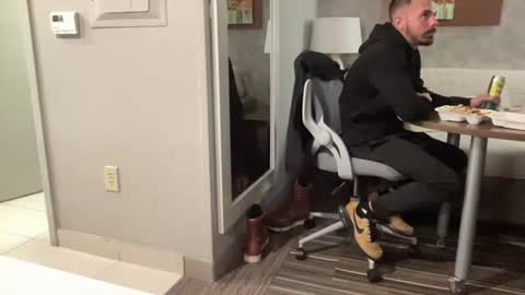 Snapshot of ofthatguy chatting on 30, 10, 2025 ofthatguy online show from 30, 10, 2025