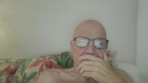 Snapshot of oggi95 chatting on 9, 1, 2026 oggi95 online show from 9, 1, 2026