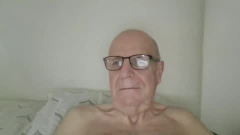 Snapshot of oggi95 chatting on 18, 1, 2026 oggi95 online show from 18, 1, 2026