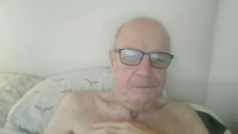 Snapshot of oggi95 chatting on 17, 3, 2026 oggi95 online show from 17, 3, 2026