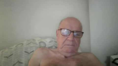 Snapshot of oggi95 chatting on 19, 6, 2026 oggi95 online show from 19, 6, 2026