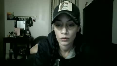 Lit en Cama online show from 8, 11, 2025