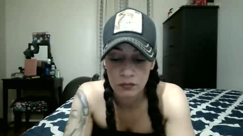 Lit en Cama online show from 14, 12, 2025