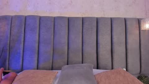 Holly online show from 6, 2, 2025