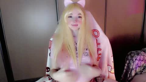Snapshot of oh_pichuu chatting on 1, 6, 2026 Milly online show from 1, 6, 2026